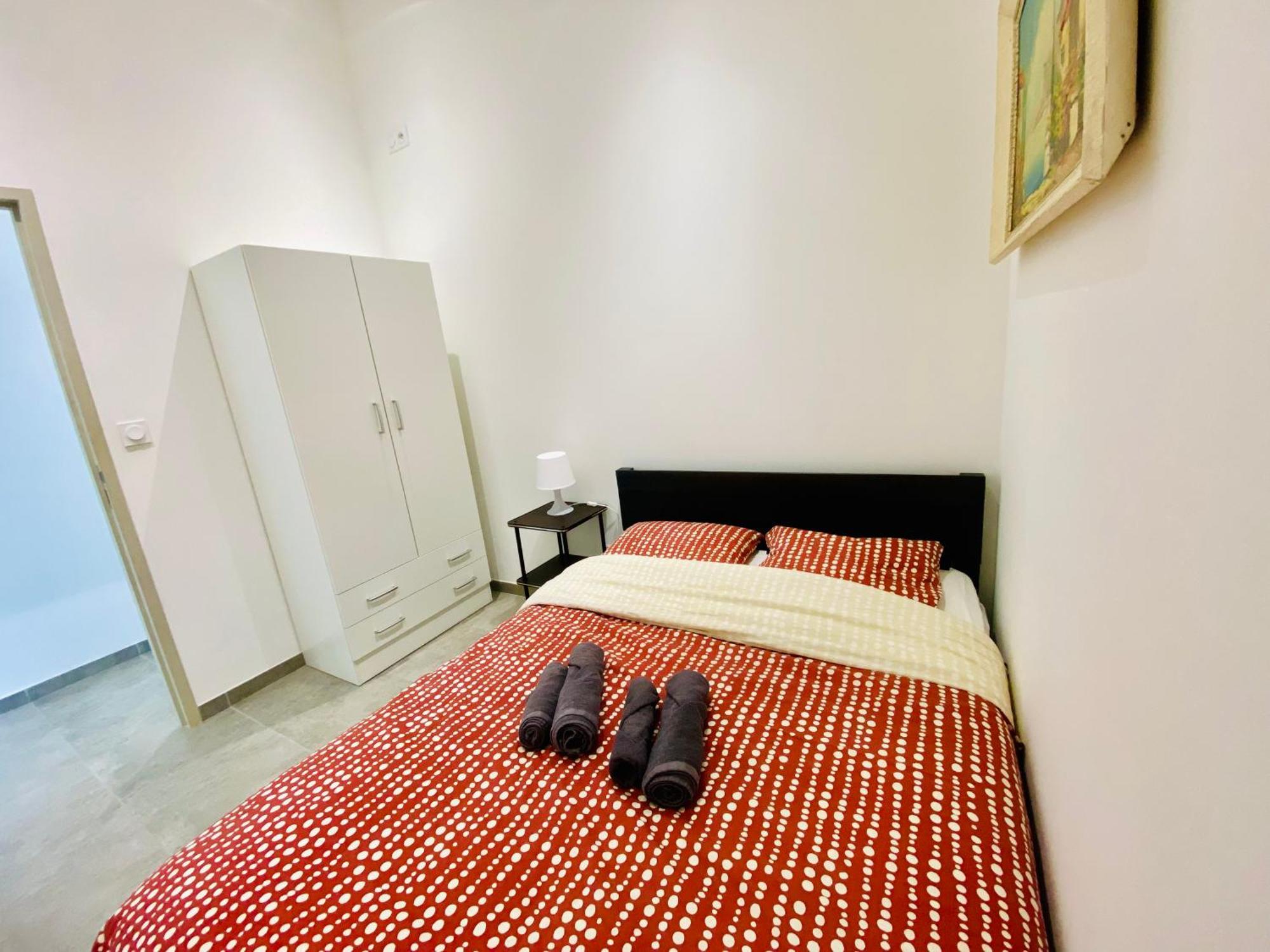Maison Arkea Arena, Menage Et Draps Compris 플로이락 외부 사진
